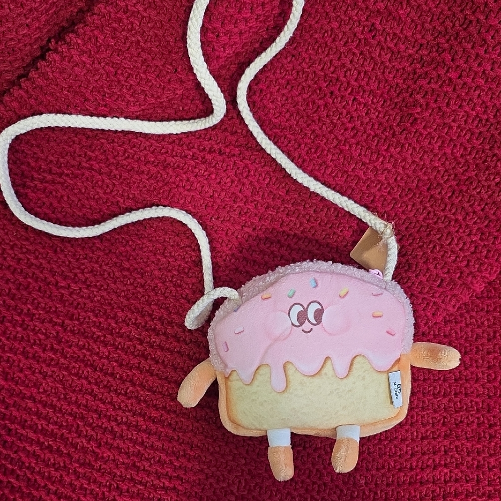 X-Dolls Dollcake Pink & Cream Cupcake Plush 5.5x5 Inches